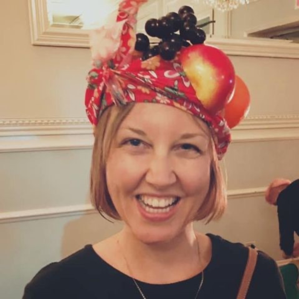 Meet your Posher, Iris
